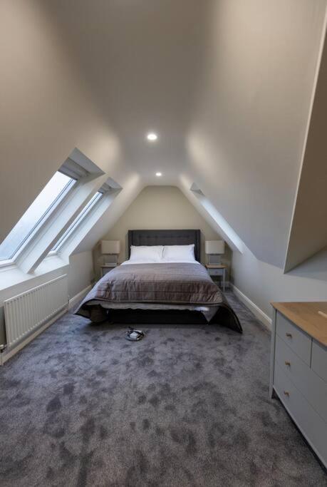 Luxury Town Centre Apartment Cookstown Exterior foto