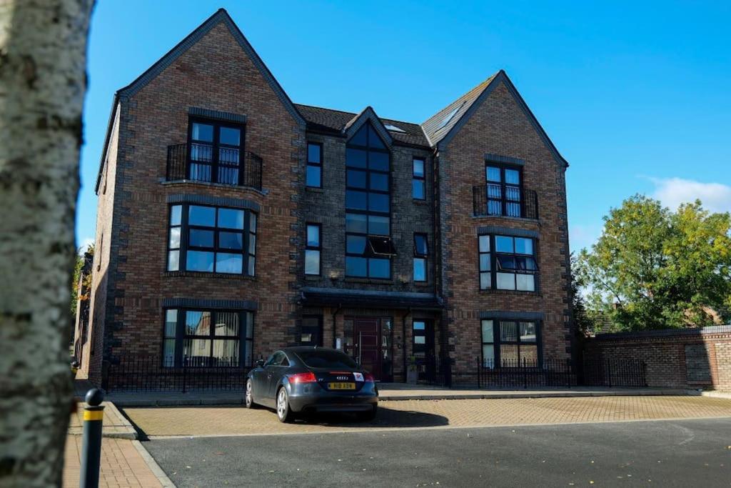 Luxury Town Centre Apartment Cookstown Exterior foto
